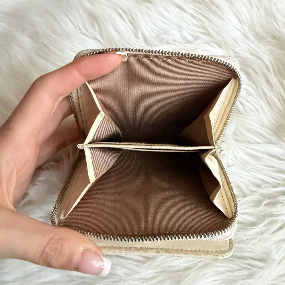Burberry Plaid Compact Zip Wallet - Picture 4 of 10